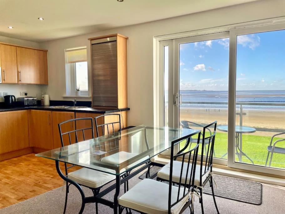 Beachfront Bliss With Spectacular Views Лланеллі Екстер'єр фото