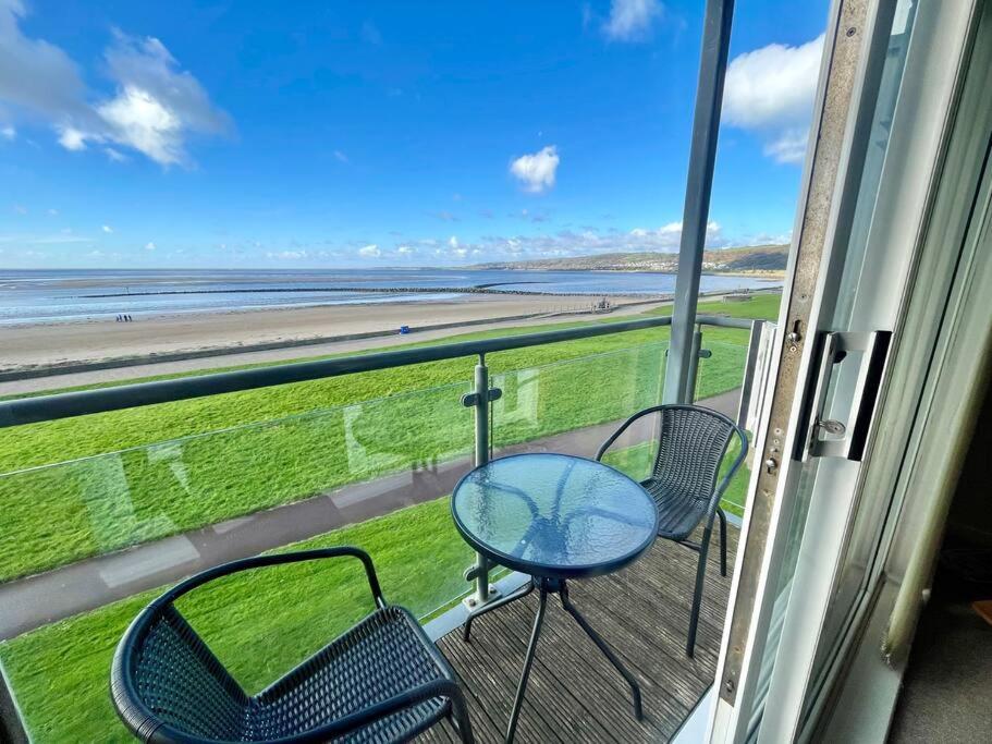 Beachfront Bliss With Spectacular Views Лланеллі Екстер'єр фото